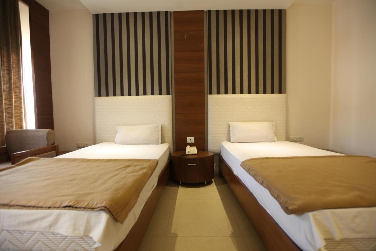 Hotel Landmark Chandīgarh Εξωτερικό φωτογραφία