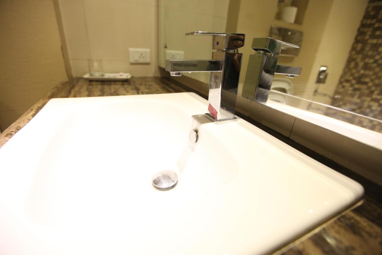 Hotel Landmark Chandīgarh Εξωτερικό φωτογραφία